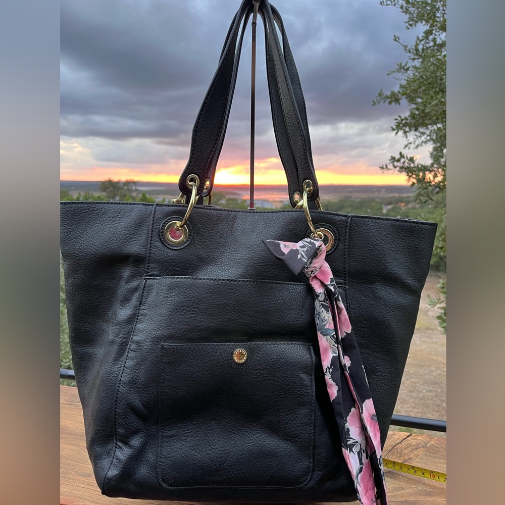 EUC Steve Madden Large Tote with Shoulder Strap & Scarf